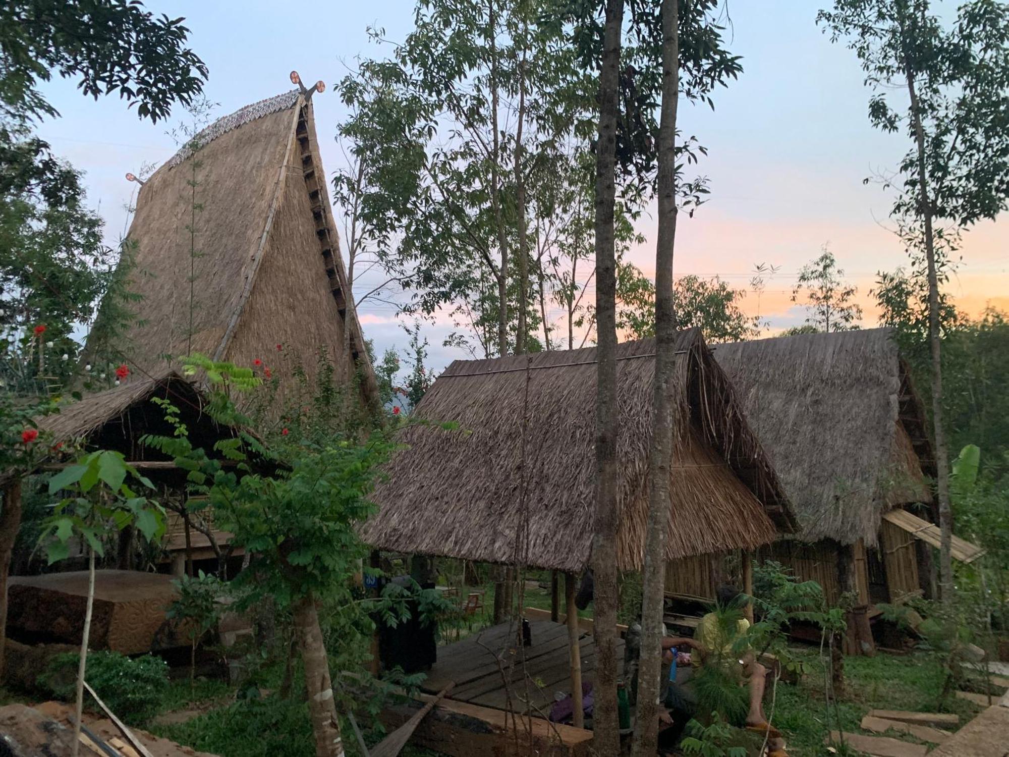 Khu Du Lich Sinh Thai, Nghi Duong Homestay Hoang Anh - Kon Xom Luh 崑嵩市 外观 照片