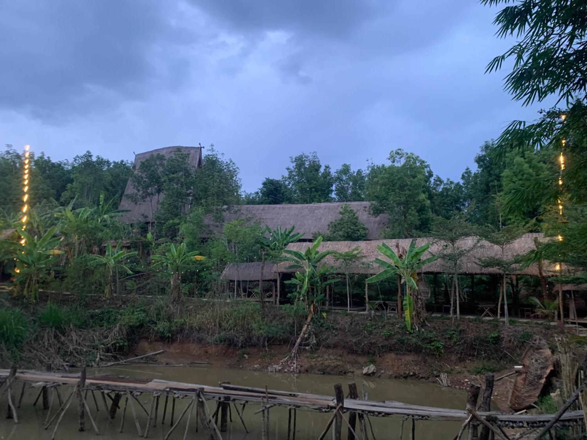 Khu Du Lich Sinh Thai, Nghi Duong Homestay Hoang Anh - Kon Xom Luh 崑嵩市 外观 照片