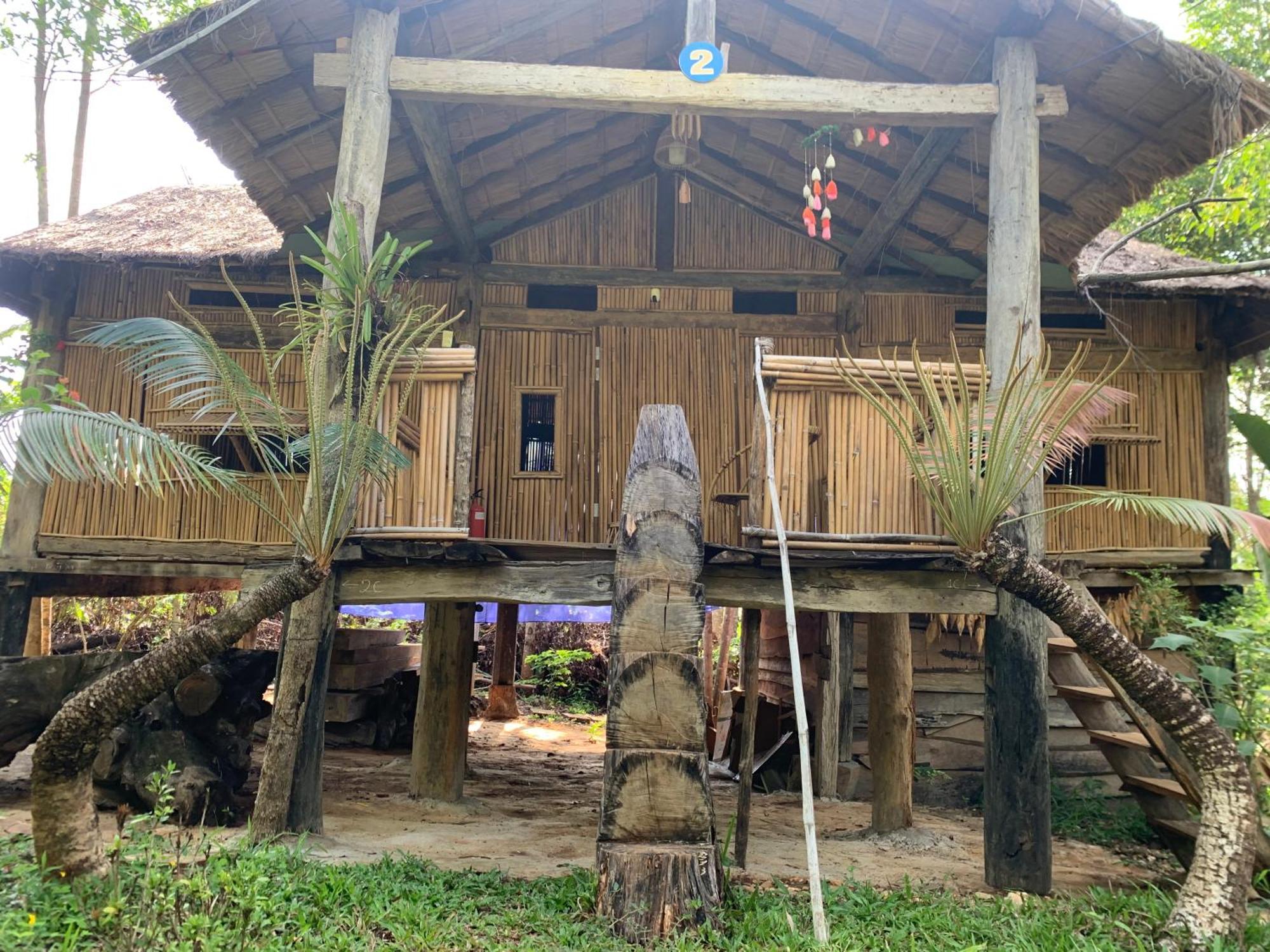 Khu Du Lich Sinh Thai, Nghi Duong Homestay Hoang Anh - Kon Xom Luh 崑嵩市 外观 照片
