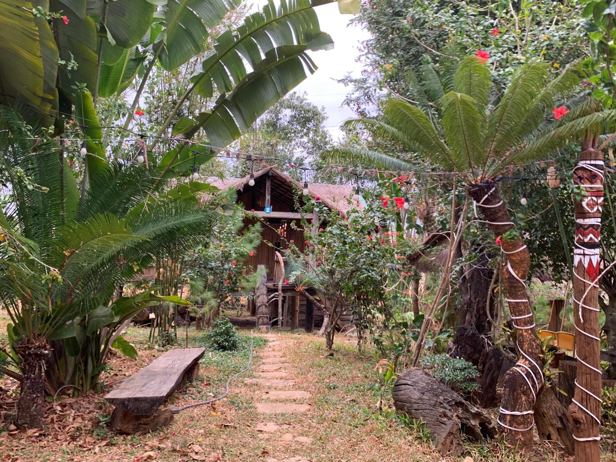Khu Du Lich Sinh Thai, Nghi Duong Homestay Hoang Anh - Kon Xom Luh 崑嵩市 外观 照片